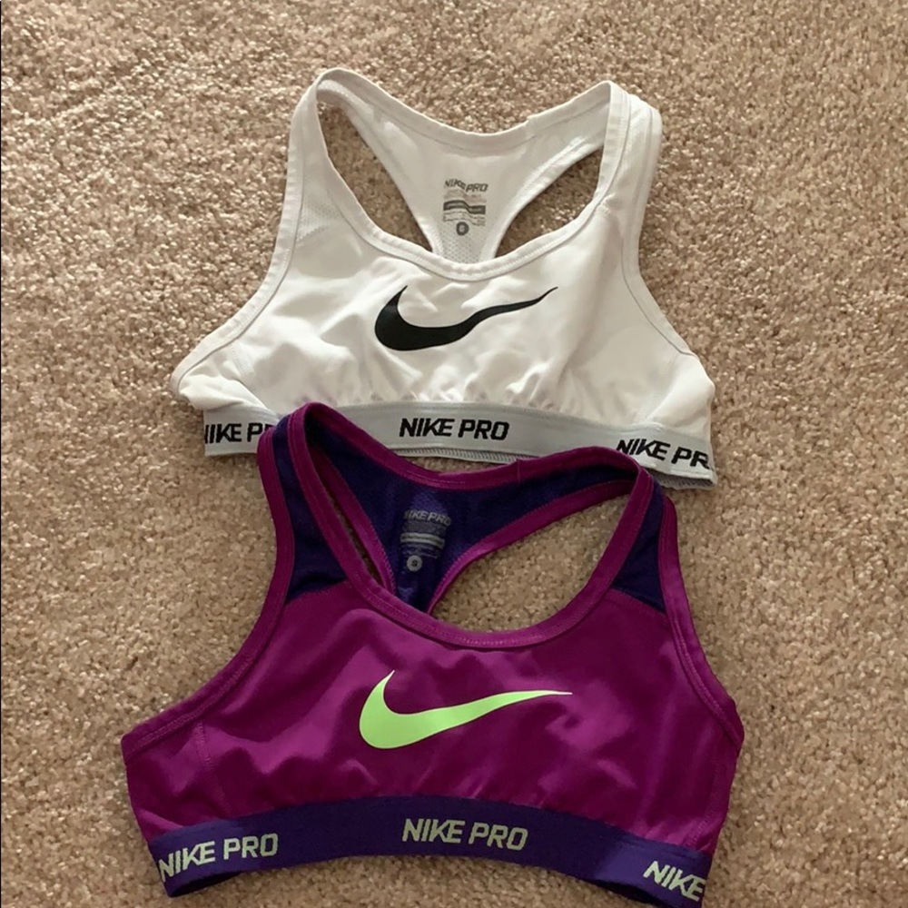 Nike sports bra bundle